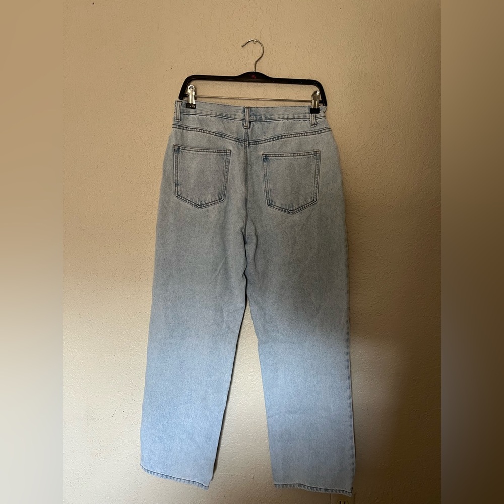 Forever 21 | High Rise Jeans - Picture 2 of 5